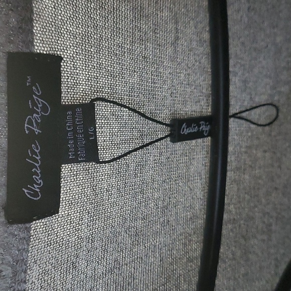 Charlie Paige Lt. Gray Sweater Long Slv Slightly Pleated ~6" Hem Line Sz L Dress - Picture 6 of 12